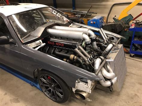 Ford Crown Victoria Fires Up V12 Tank Engine Is Almost Ready To Hit 236 Mph Autoevolution