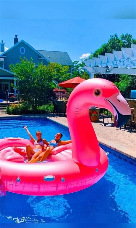 This Member S Mark Retro Pink Limo Island Float From Sam S Club Has Us