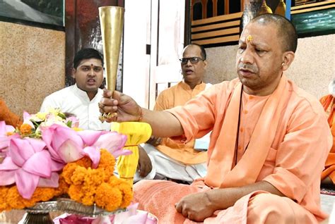 Gorakhpur Uttar Pradesh Cm Yogi Adityanath Offer Prayers At