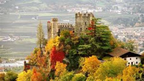 The Beauties of Autumn in Italy | Weekend in Italy