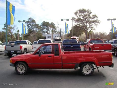 Red Toyota Pickup Deluxe Extended Cab Photo