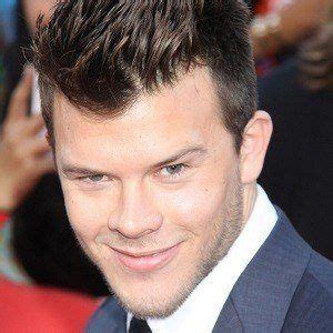 Jimmy Tatro - Bio, Family, Trivia | Famous Birthdays