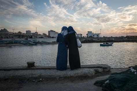 Monique Jaques Gaza Girls Growing Up In The Gaza Strip The Eye Of