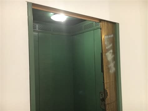 A secret lounge at newark intl arpt is open to everyone 26