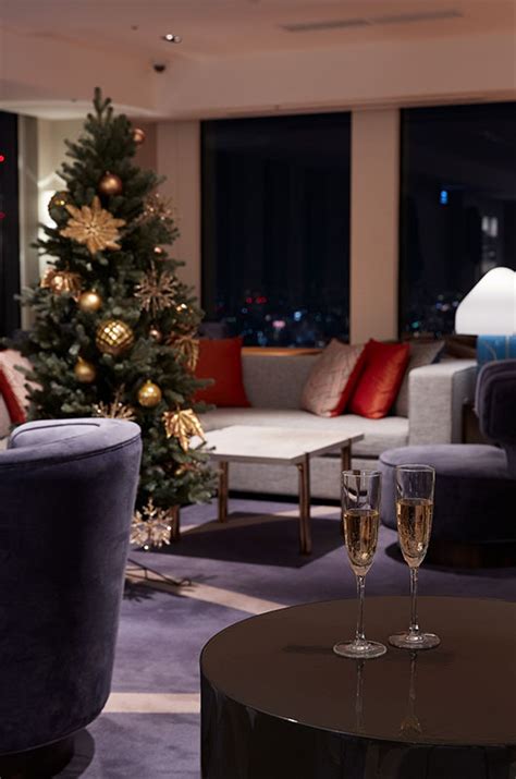 Christmas In Tokyo At The Luxurious Keio Plaza Hotel