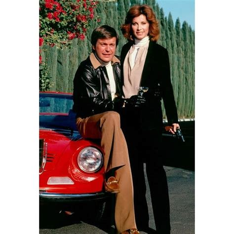 Stefanie Powers And Robert Wagner In Hart To Hart 24x36 Poster