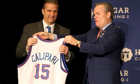 John Calipari was introduced at NCAA final and the entire stadium booed ...