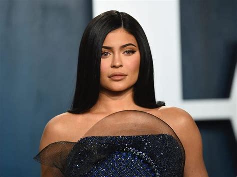 Nữ Sinh đau đớn Khi Bơm Môi Giống Kylie Jenner Trang Tin Tức Giải Trí