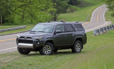 toyota runner reviews toyota runner price   specs
