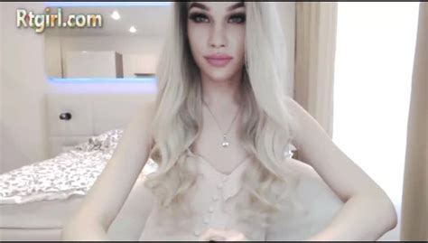 Russian Blonde Shemale Goddess Show Her Body And Cock On Webcam AShemaletube