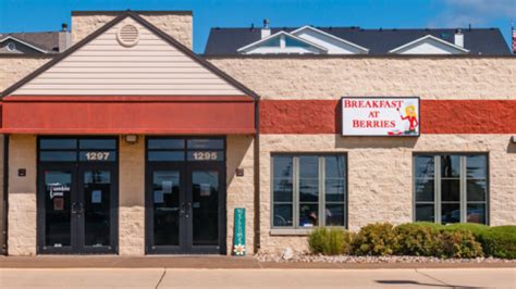 Breakfast At Berries Leclaire Iowa