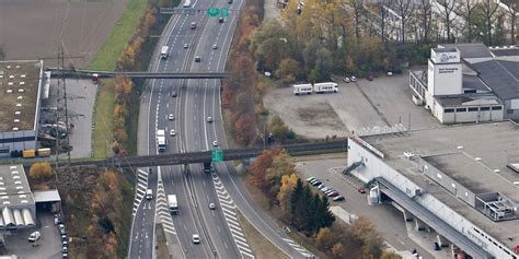 Autobahn A1 Geplatzter Reifen Kommt Aargauer 21 Teuer Zu Stehen