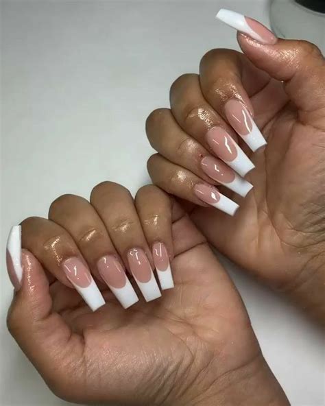 French Tips Nails Medium Length