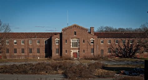 The Abandoned Pilgrim State Hospital Long Island Ny Dying In Your Sleep