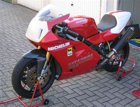 Ducati 888 – Toospeed