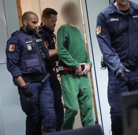 Brokstedt Prozess Ich sah ihn auf dem Bahnsteig auf dem Fußboden