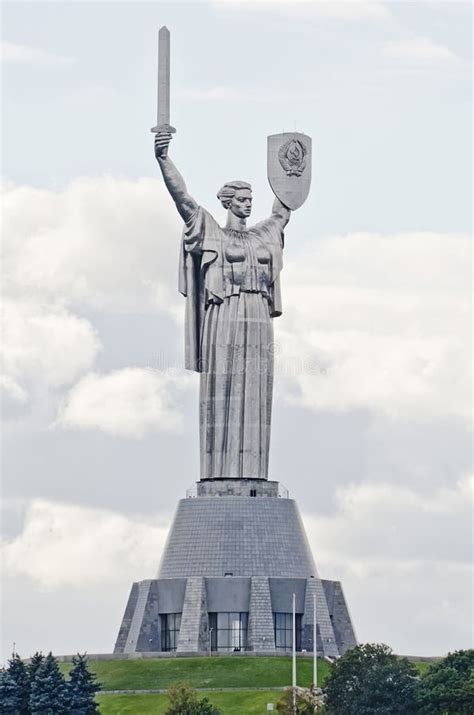 Monument mère Patrie à Kiev Image stock Image du acier repère