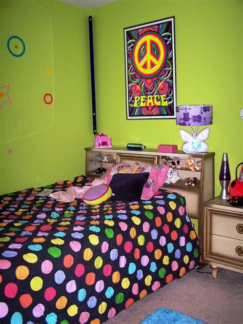 17 Fresh and Bright Lime Green Bedroom Ideas