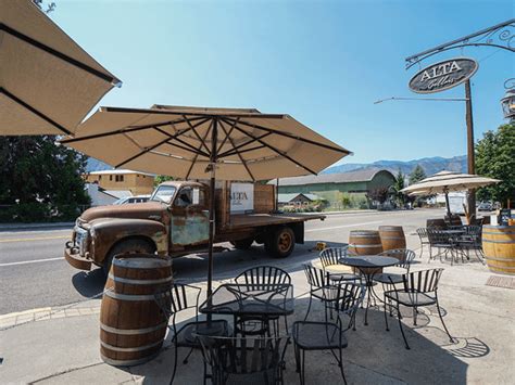 Lake Chelan Wineries Wineries And Tasting Rooms In Chelan And Manson