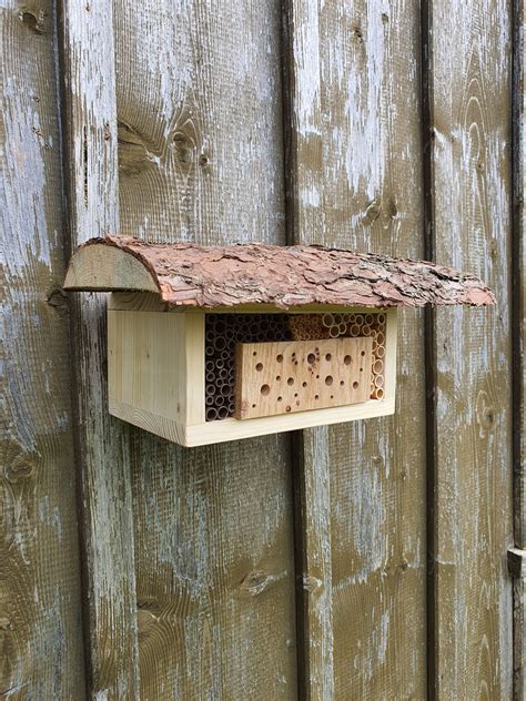 Wildbienen Nisthilfe Xavi Wildbienen Nisthilfen Schweiz Aus