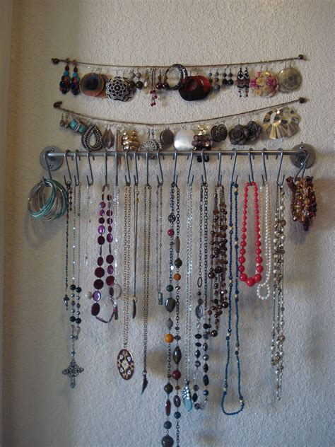 The Unwritten: Jewelry Hanger