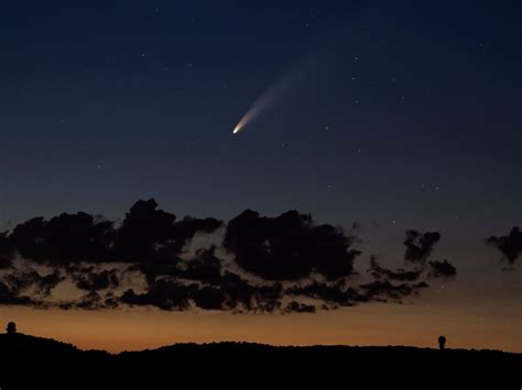 Así se ha visto a simple vista el cometa NEOWISE