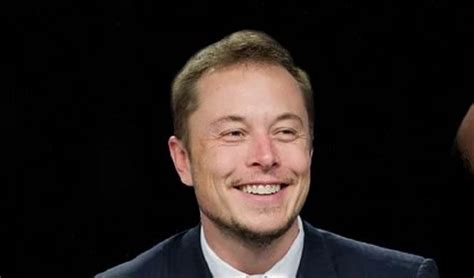 Elon Musk Acquista Twitter Per Miliardi