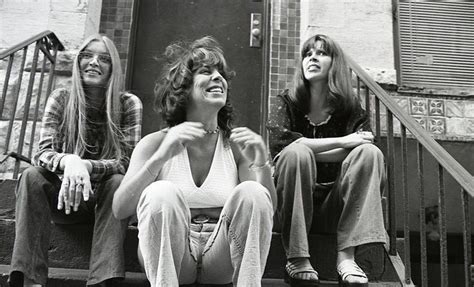 S Photo of SHANGRI-LAS, B&W Posed, L-R Mary Weiss, Margie Ganser, Liz ...