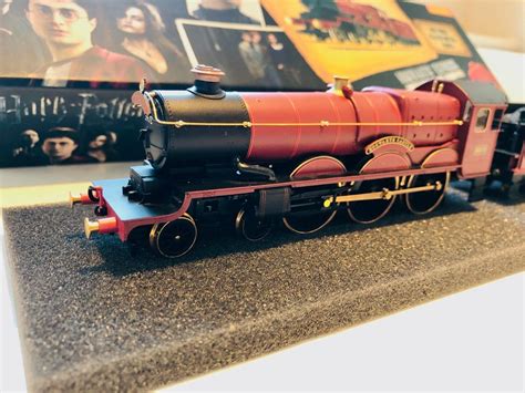 Hornby Harry Potter Ct Gold Plated Hogwarts Express Limited Edition