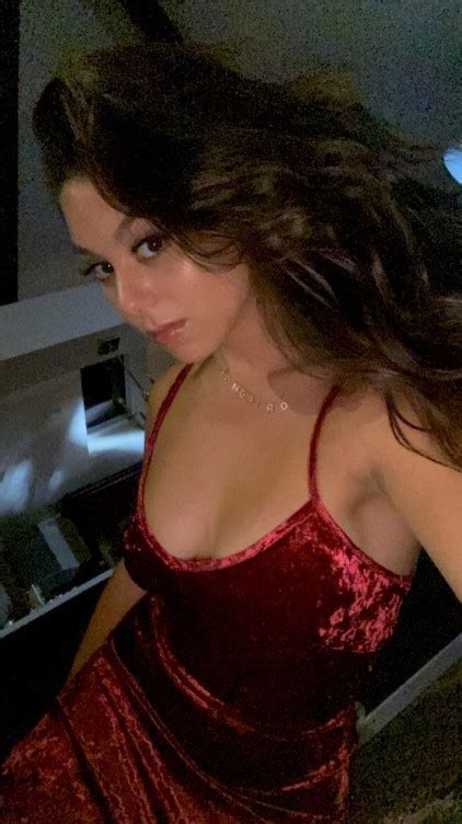 Kira Kosarin Upskirt Pussy Hot Actress Nude Onlyfans Leaked Photo