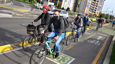 Reglas de tránsito esenciales si quieres movilizarte en bicicleta