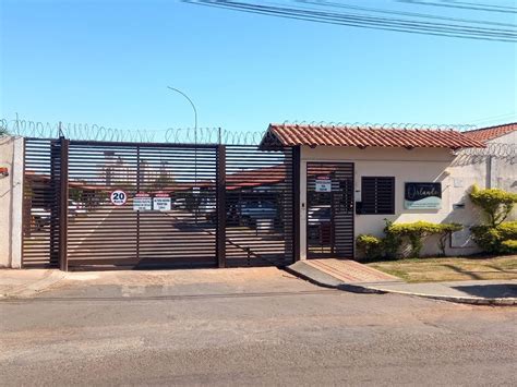 Casa De Condom Nio Na Avenida Jacinto Alves De Abreu Residencial