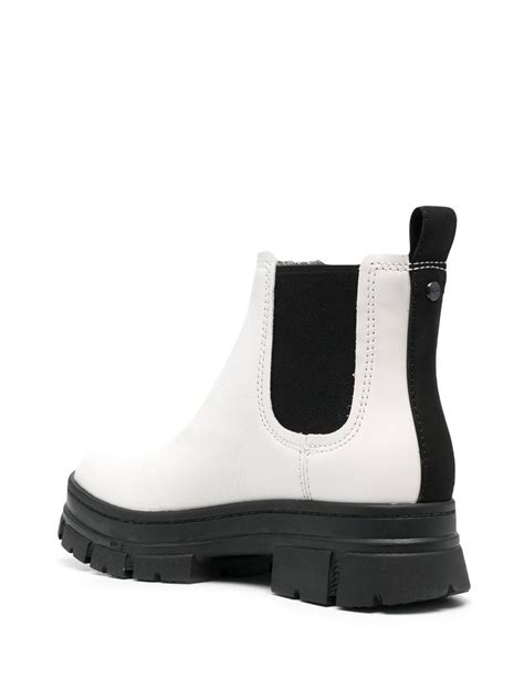 Ugg Two Tone Chelsea Boots In Weiss Modesens