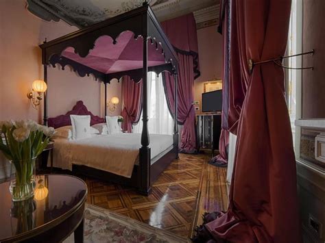 12 Best Hotels in Florence for 2024 | Best Places to Stay in Florence