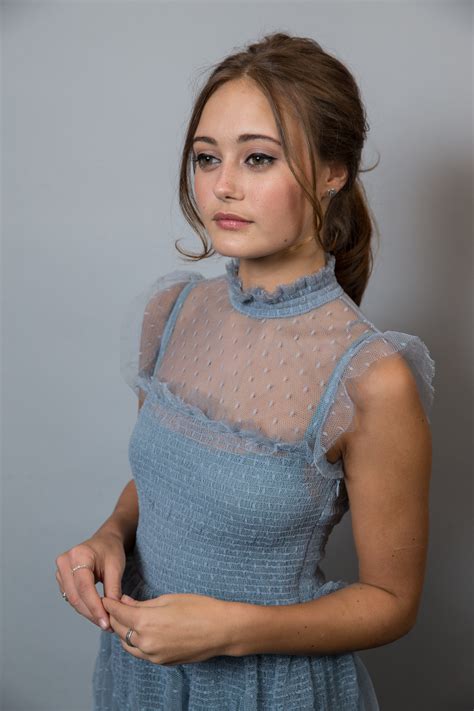 Элла Пернелл Ella Purnell фото №1006656 Ella Purnell Newport