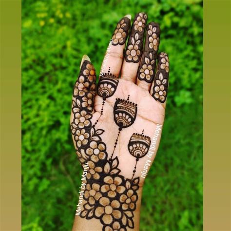 New Stylish Jhumka Mehndi Design For Front Hand Mehndi Designs For