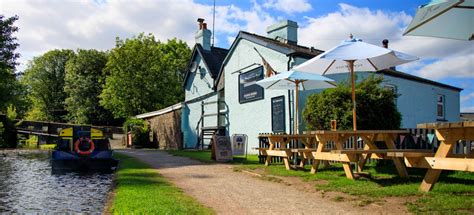 The Towpath Inn Felinfoel Brewery