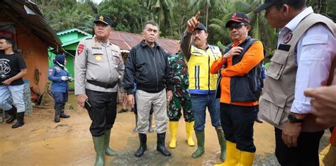 Bnpb Korban Jiwa Longsor Natuna Bertambah Jadi Orang