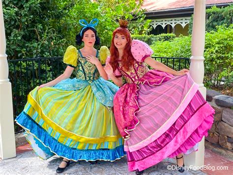 PHOTOS: The Evil Stepsisters Meet and Greet Has CHANGED in Disney World ...