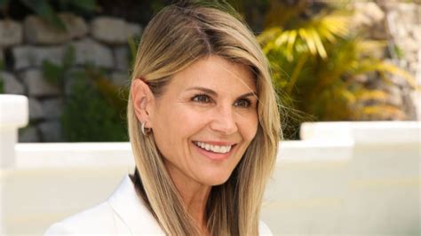 Full House Star Lori Loughlin Says She Felt ‘broken Over Varsity Blues