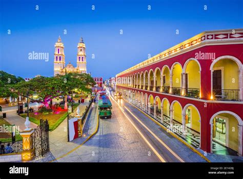 Casco Antiguo De Campeche Fotografías E Imágenes De Alta Resolución Alamy