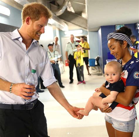 Another Day, Another Cute Baby! Prince Harry Meets a Cute Fan ...