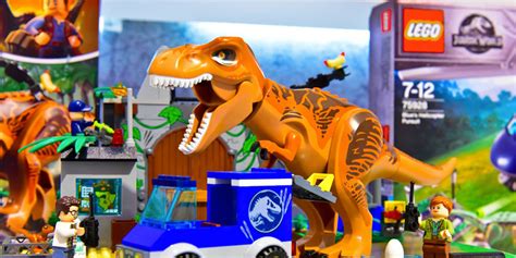 First LEGO Jurassic World 2 Fallen Kingdom Set Images - BricksFanz