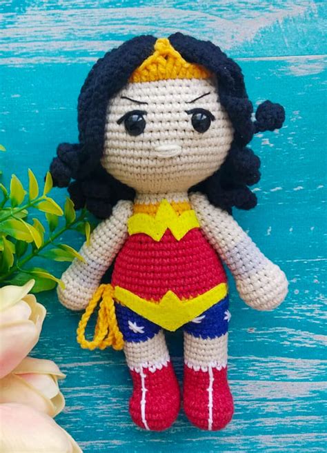 Wonder Woman Crochet Doll PDF Amigurumi Free Pattern Lovelycraft