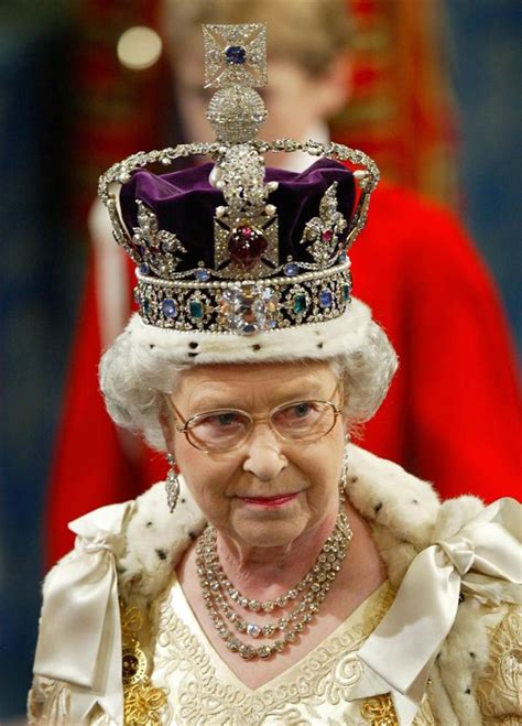 Tiaras and crowns: A look at the headpieces of the British royalty