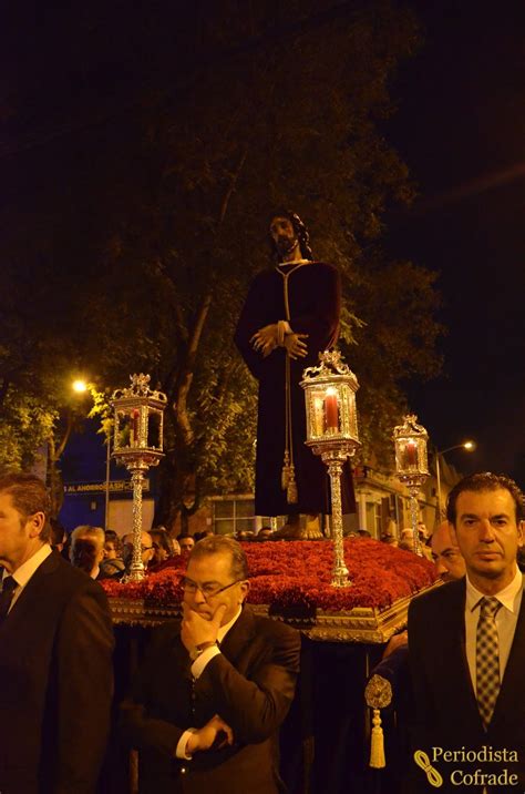 Periodista Cofrade EL MULTITUDINARIO VÍA CRUCIS DEL CAUTIVO DE SANTA