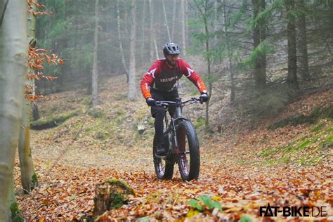 Schiebt An E LOM 4point8 Powerline E FATBike Im Test FAT Bike De