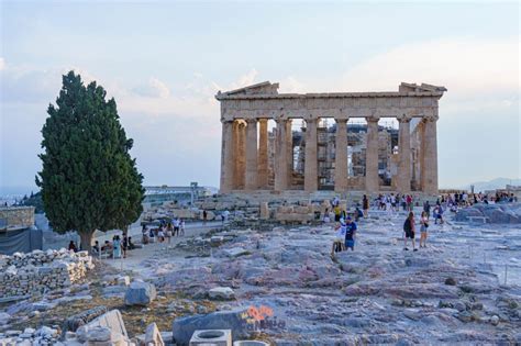 Acrópolis de Atenas lo que debes saber para visitar el Partenón