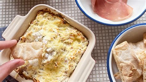 Warme Ricotta Artisjok Dip Met Ganda Ham Ganda