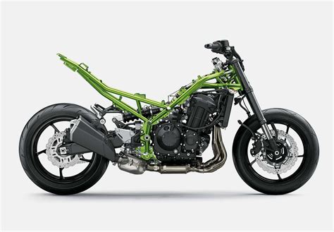 Kawasaki Z Naked Motorcycle Superb Power Handling